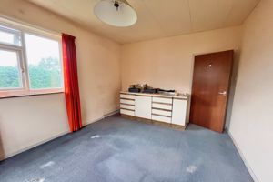 Bedroom - click for photo gallery